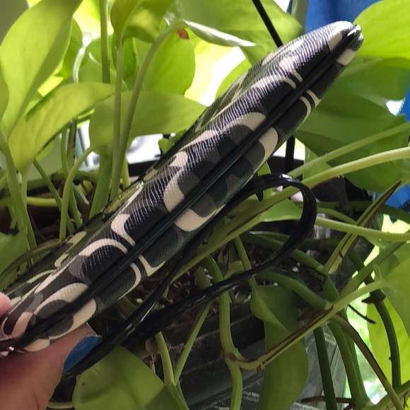 💝COACH Wristlet & COACH POPPY WRISTLET ! "HOT" 💝 - Picture 7 of 7